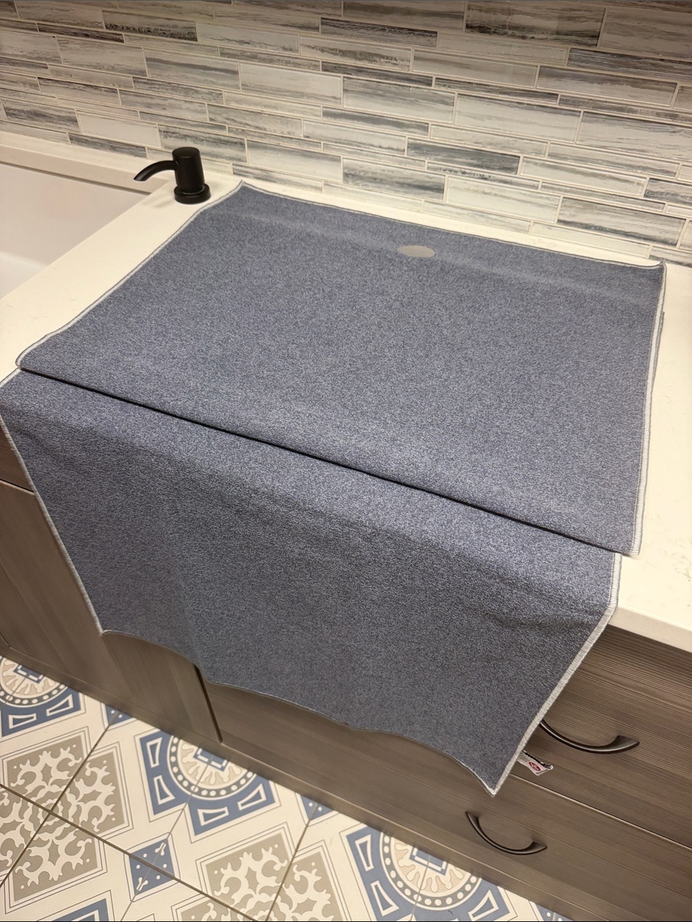 Manduka Yogitoes Hot Yoga Mat Towel